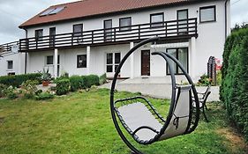 Holiday Spacious Modern Flat In Dabrowa
